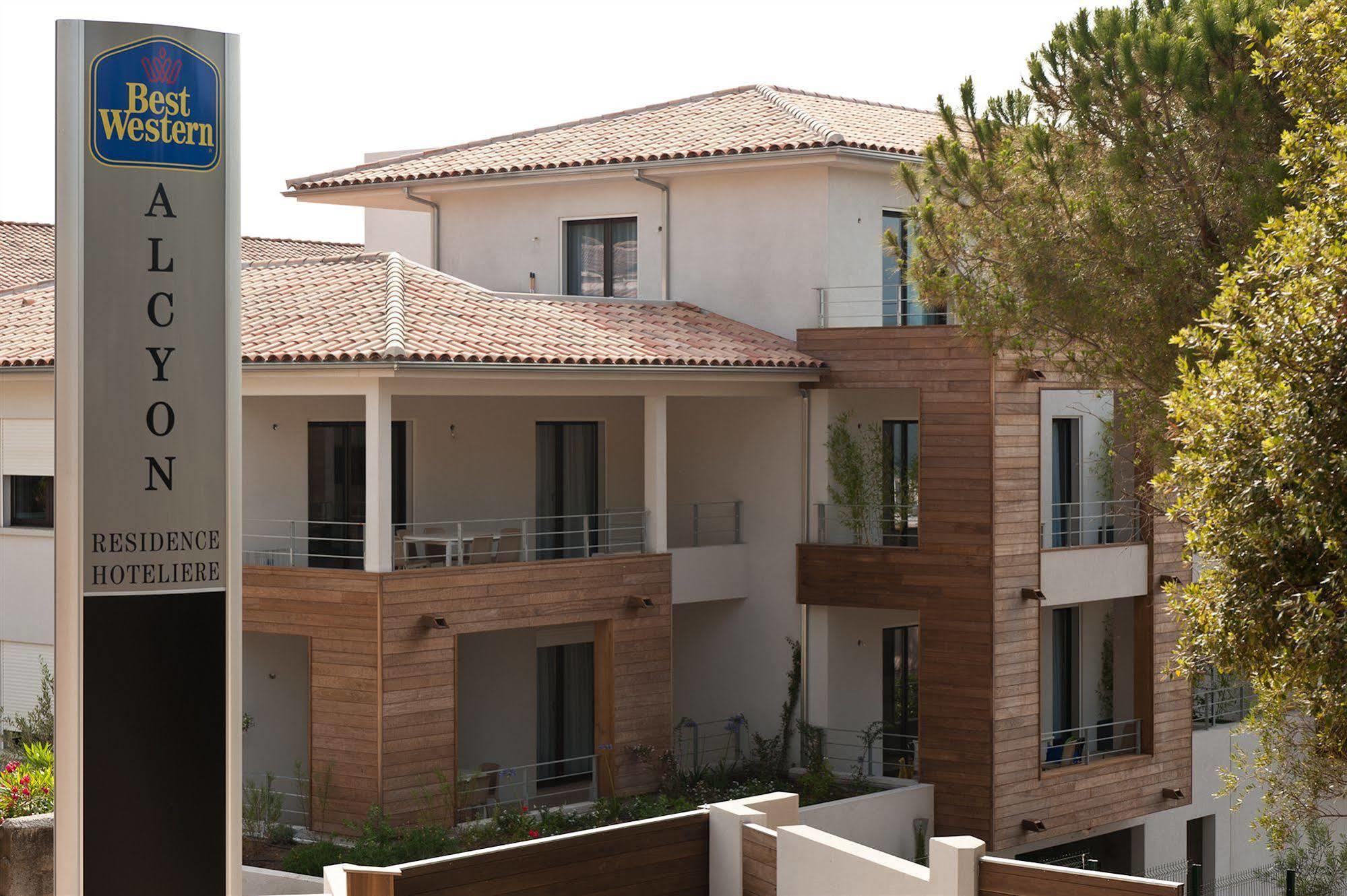 Residence Hoteliere Alcyon Порто-Веккьо Экстерьер фото